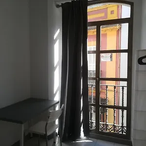 2* Konukevi Urban