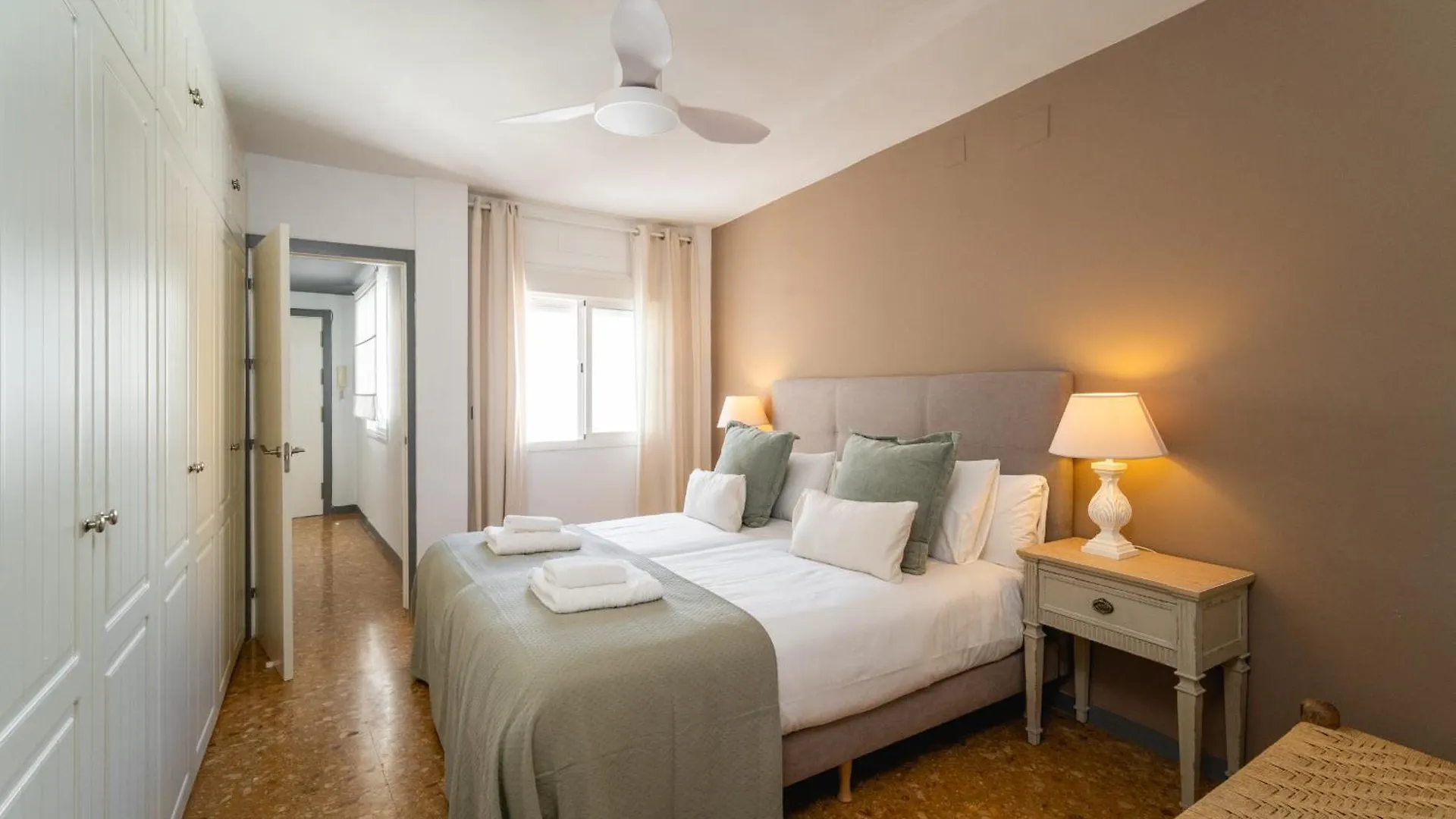 Betis River View Seville Apartment